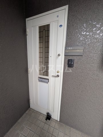 25/25 エントランス