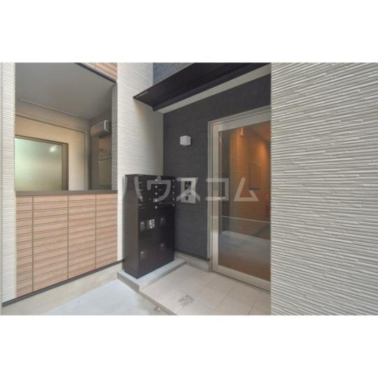 16/24 エントランス