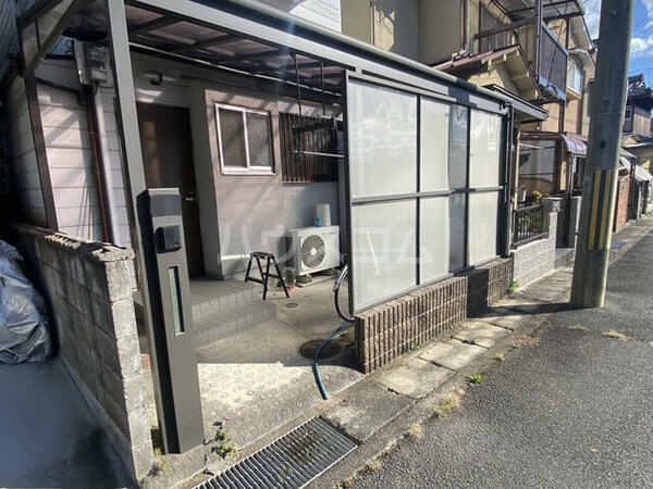 2/5 エントランス