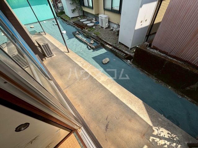 15/21 バルコニー