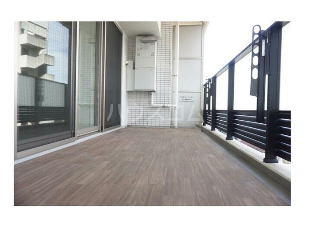 14/27 バルコニー