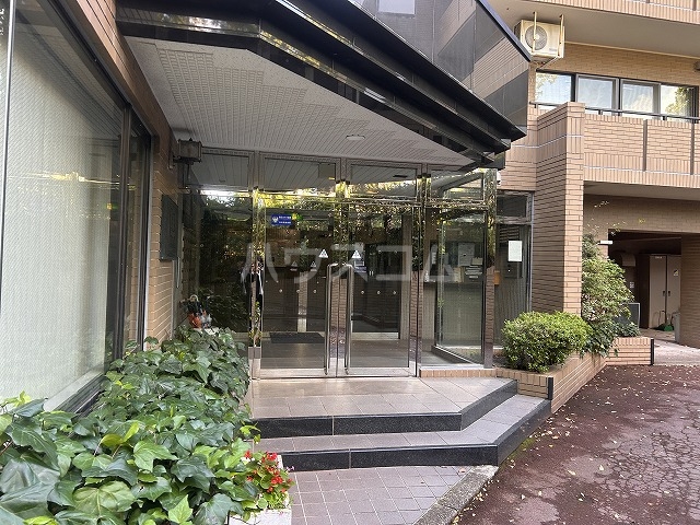 3/5 エントランス