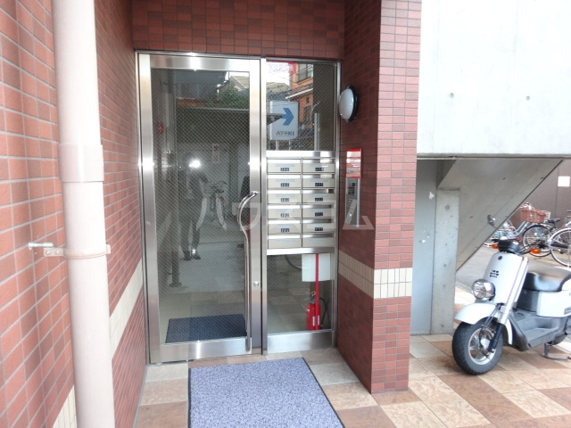 2/10 エントランス