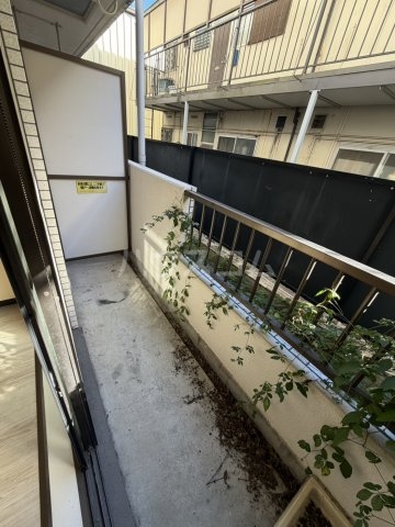 13/19 バルコニー