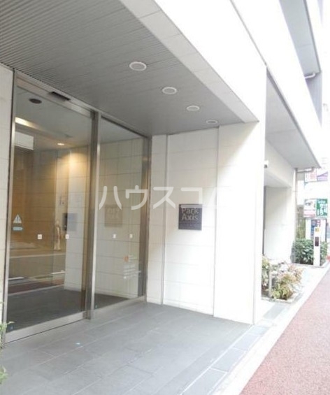 14/15 エントランス