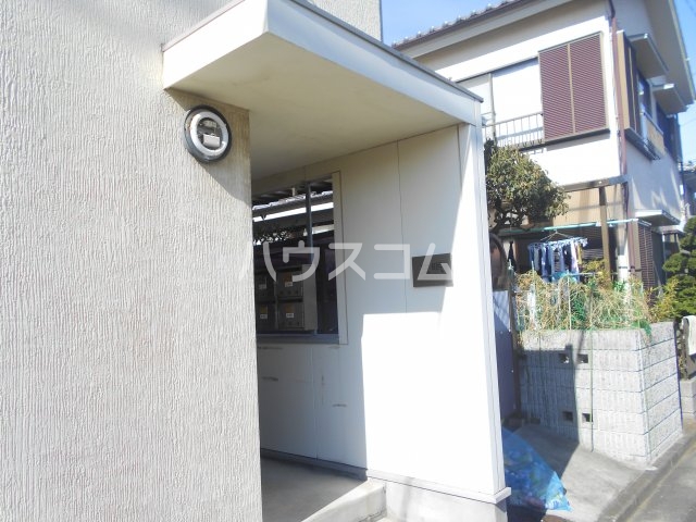 2/4 エントランス