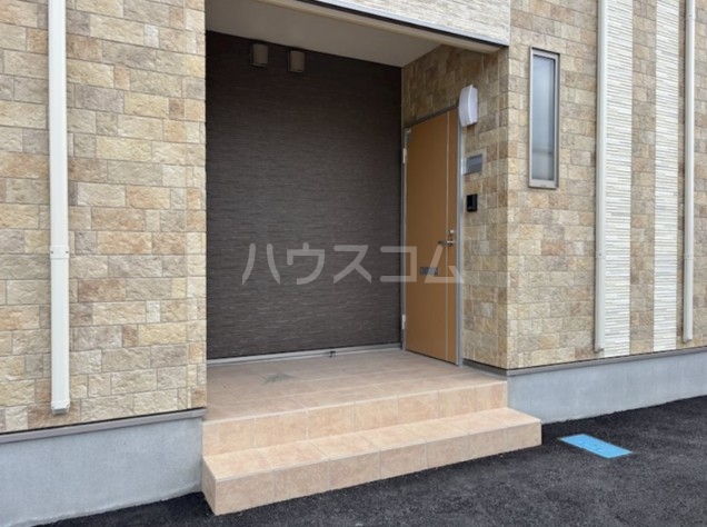 2/8 エントランス