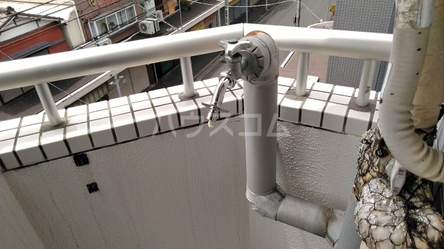 19/27 バルコニー