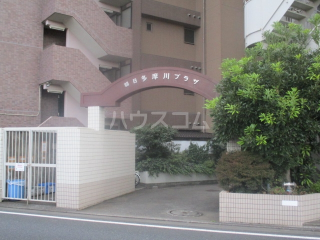 21/30 エントランス