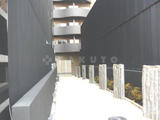 14/22 エントランス