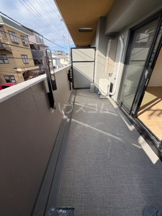 17/26 バルコニー