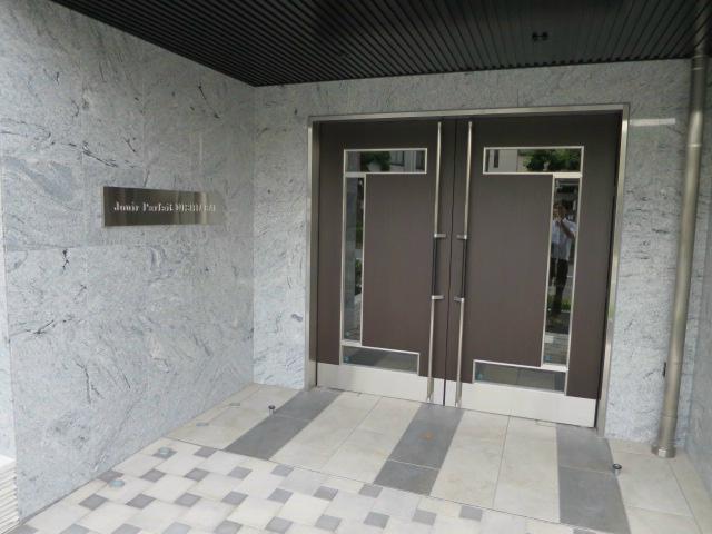 2/5 エントランス