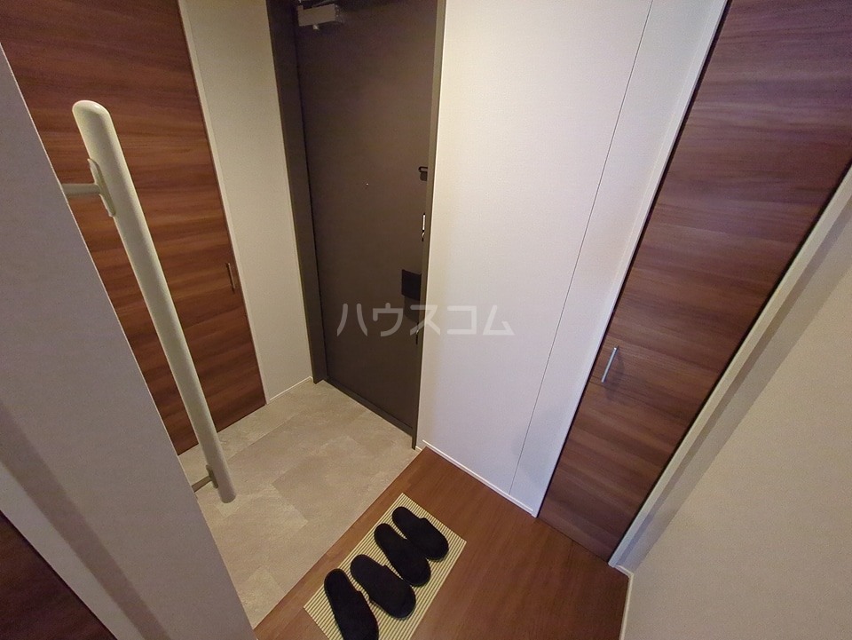 15/29 玄関