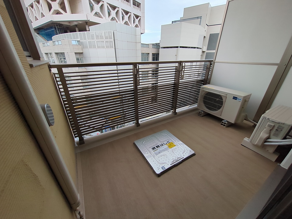 21/25 バルコニー