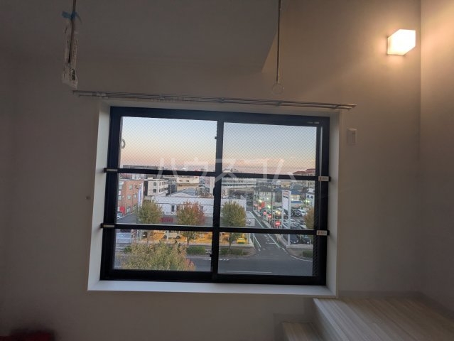 19/30 バルコニー