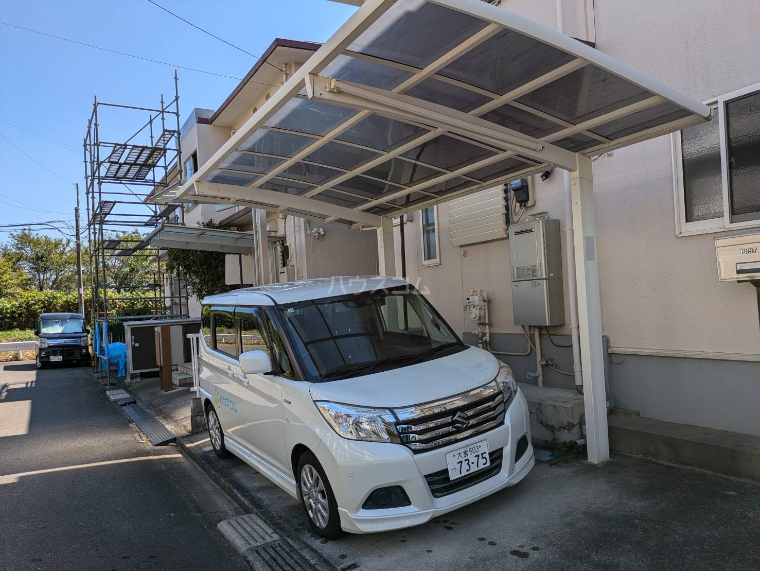 2/5 駐車場