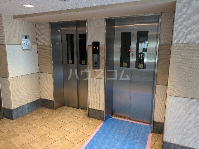 2/6 エントランス