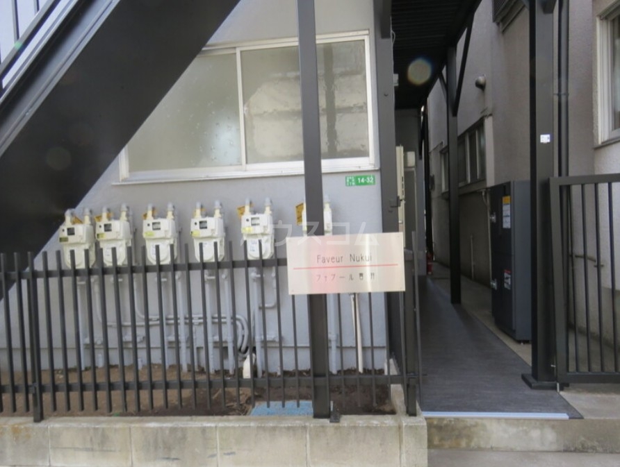 2/2 エントランス