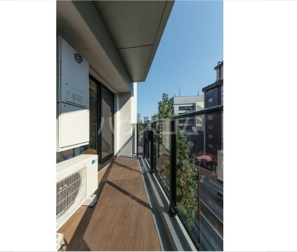 20/30 バルコニー