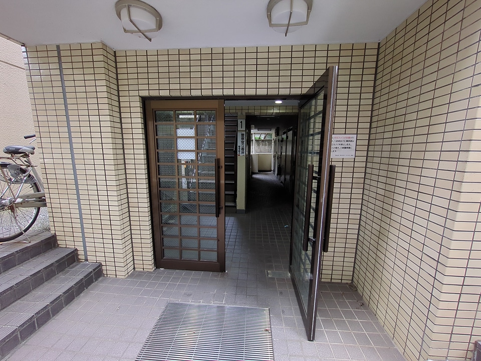 6/6 エントランス