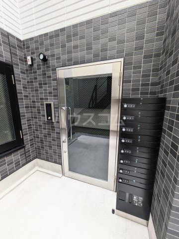 3/8 エントランス