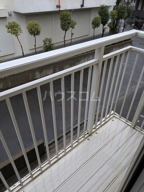 19/30 バルコニー