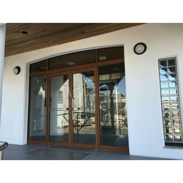 20/24 エントランス