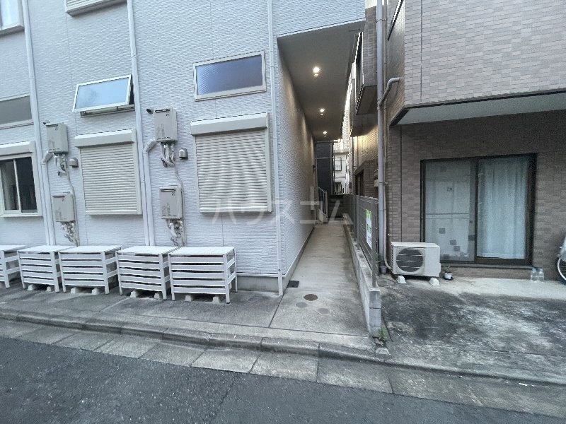 19/28 エントランス