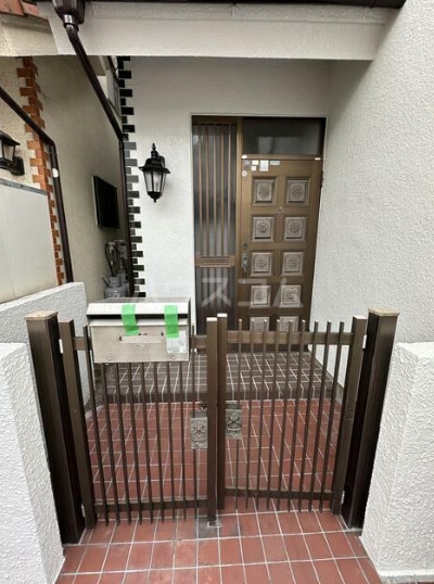 14/19 エントランス