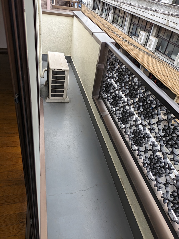 21/30 バルコニー