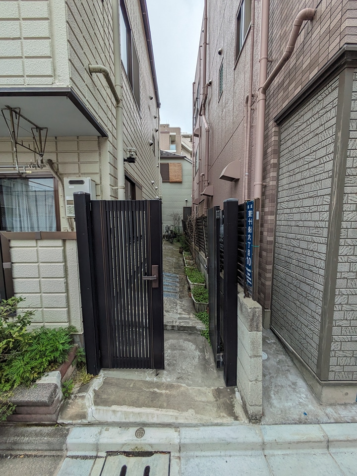 29/30 エントランス