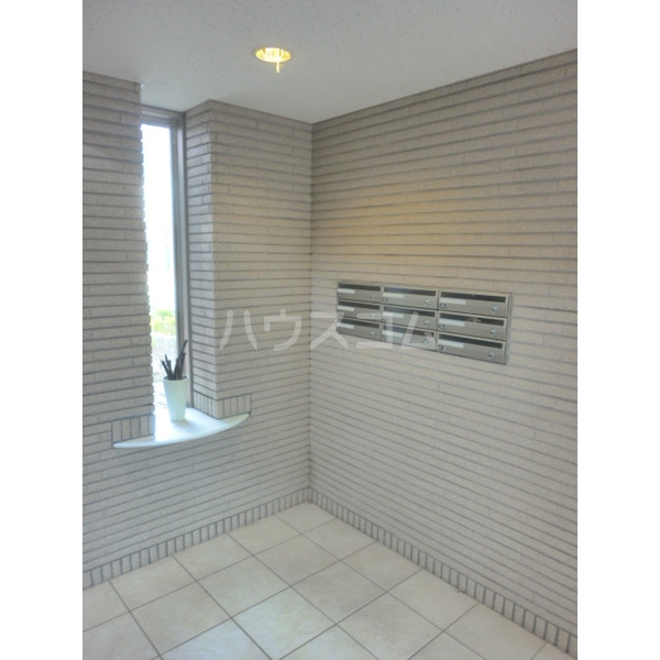 15/25 エントランス