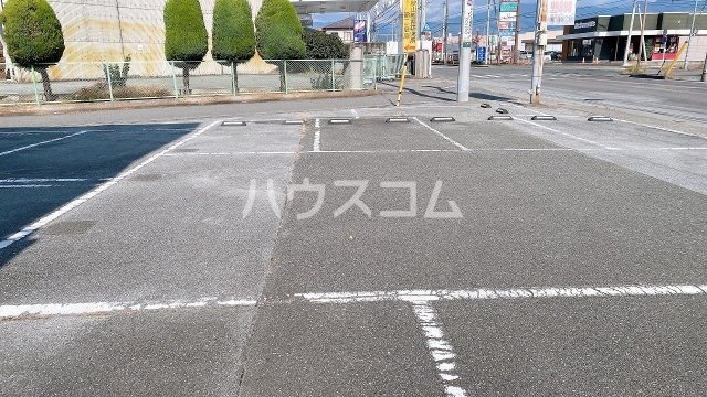 2/2 駐車場