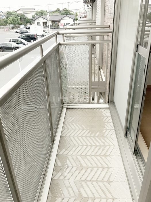 16/27 バルコニー