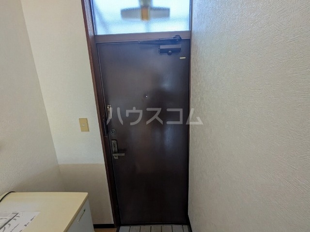 14/30 玄関