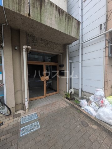 20/25 エントランス