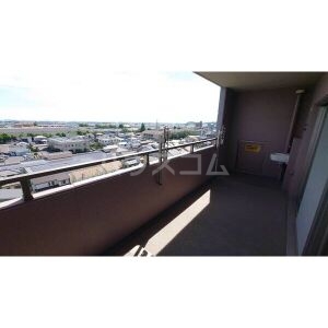 13/19 バルコニー