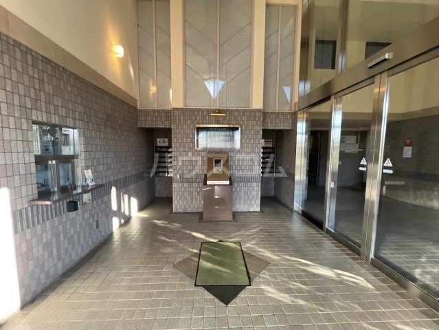 3/6 エントランス