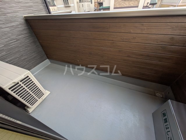 21/30 バルコニー