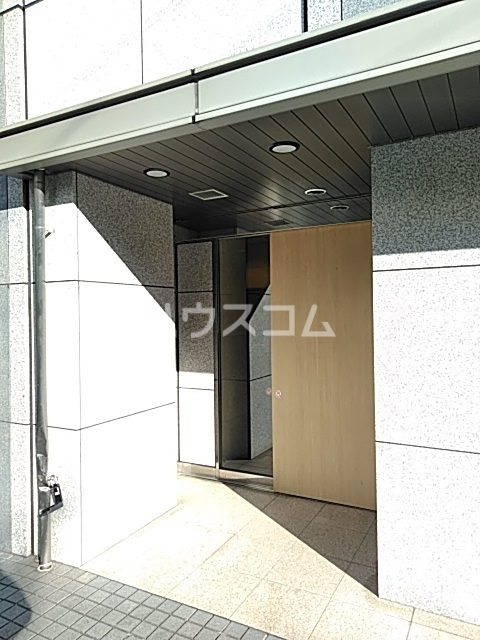 2/5 エントランス