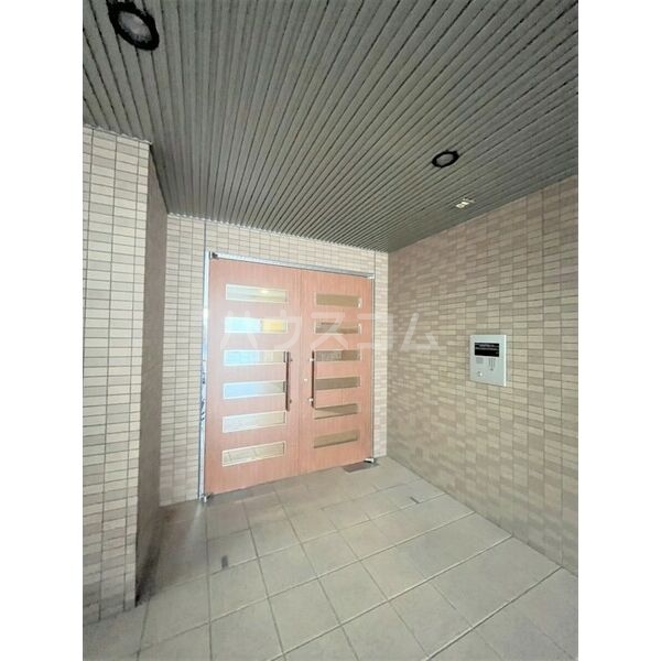 2/11 エントランス