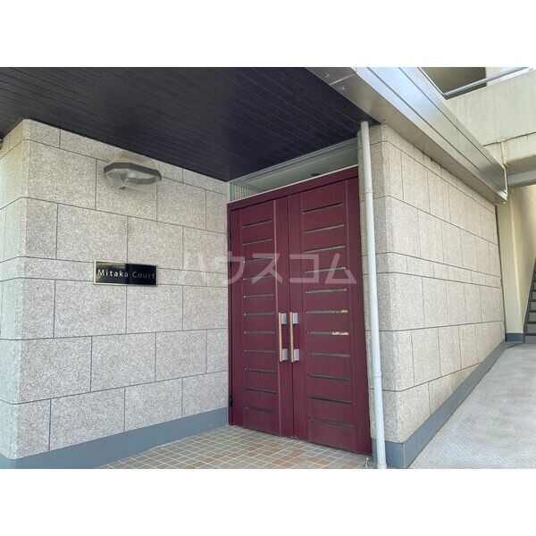 4/5 エントランス