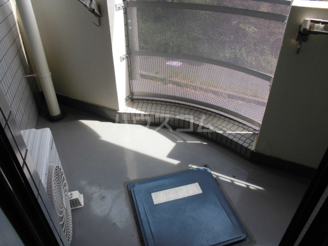 14/27 バルコニー