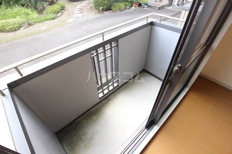 15/28 バルコニー