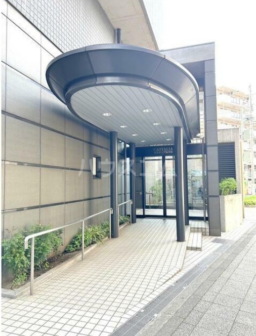 14/21 エントランス