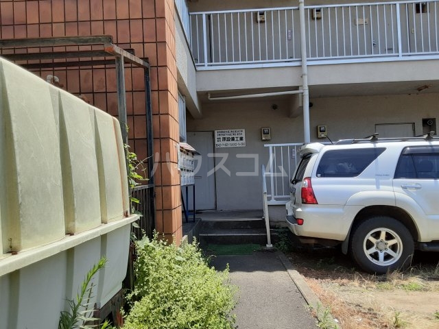 21/29 エントランス