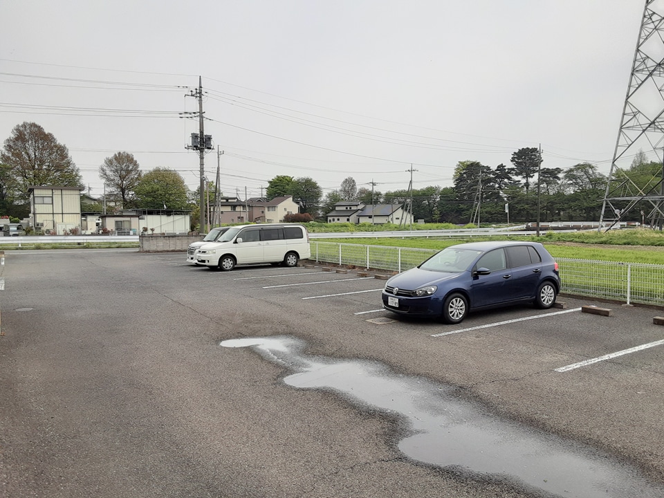 19/28 駐車場