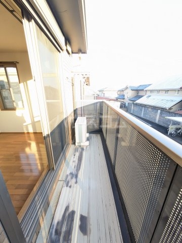 16/23 バルコニー