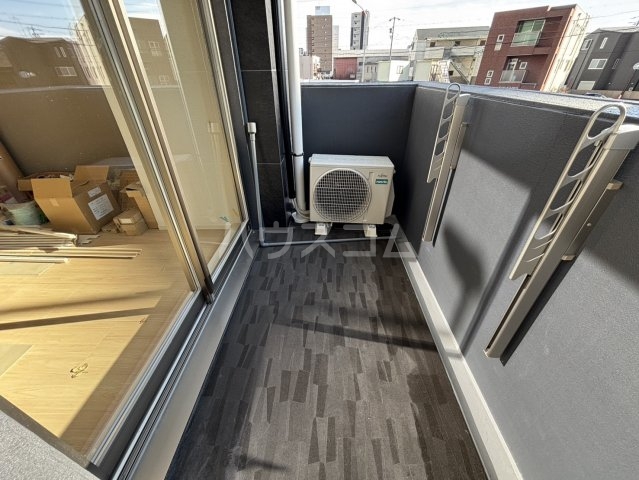 13/27 バルコニー