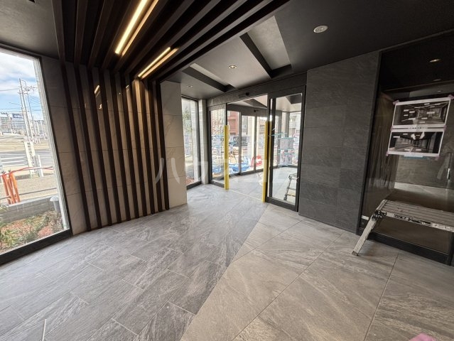 20/28 エントランス